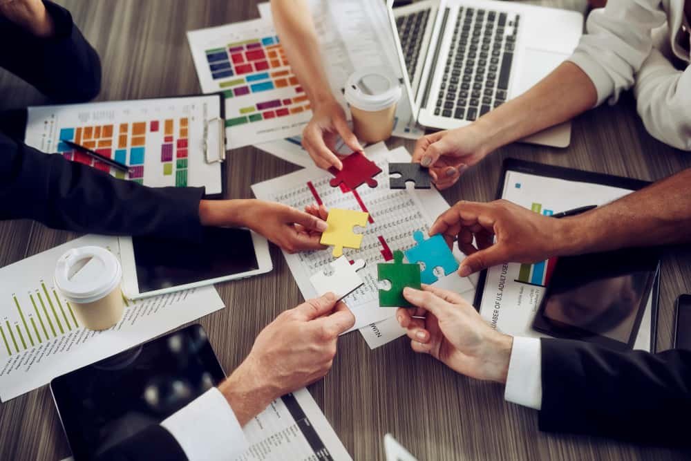 Travail équipe creation entreprise